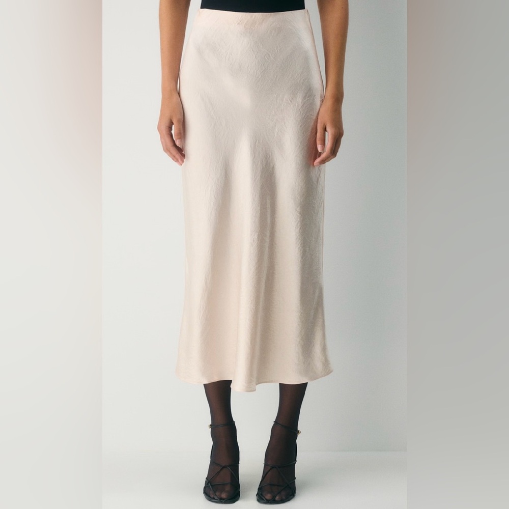 NEW Aritzia Babaton Slip Satin Maxi Skirt NWOT - Picture 3 of 13